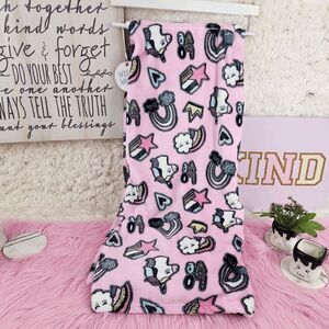 NWT {Wish and Wander} Unicorn Blanket: Cozy Magic NWT